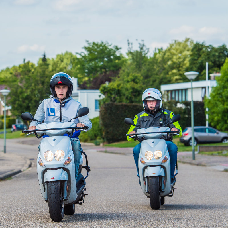 Scooter Rijbewijs in 1 Dag Hoogvliet